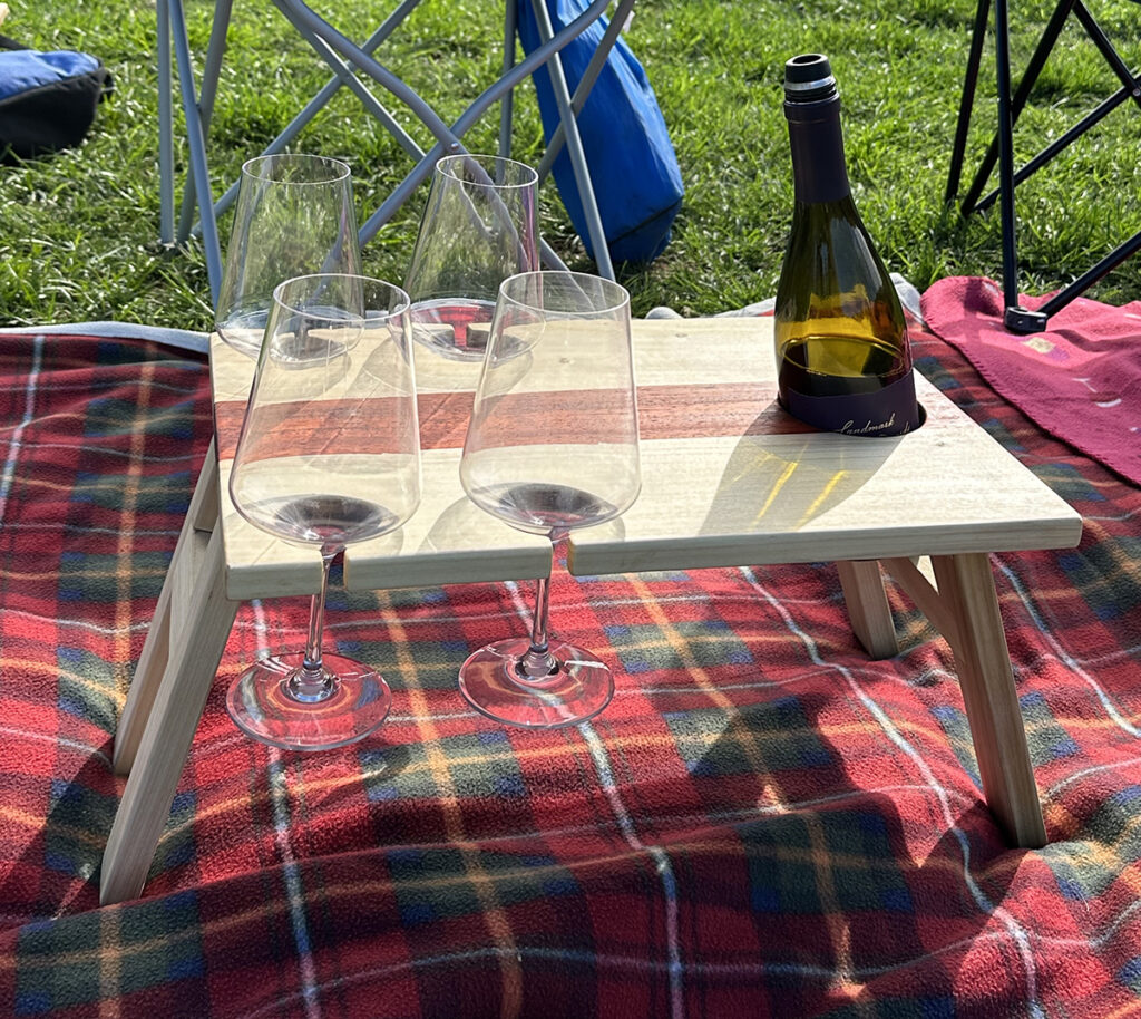 Hand Made Small 4 Glass Wine Table